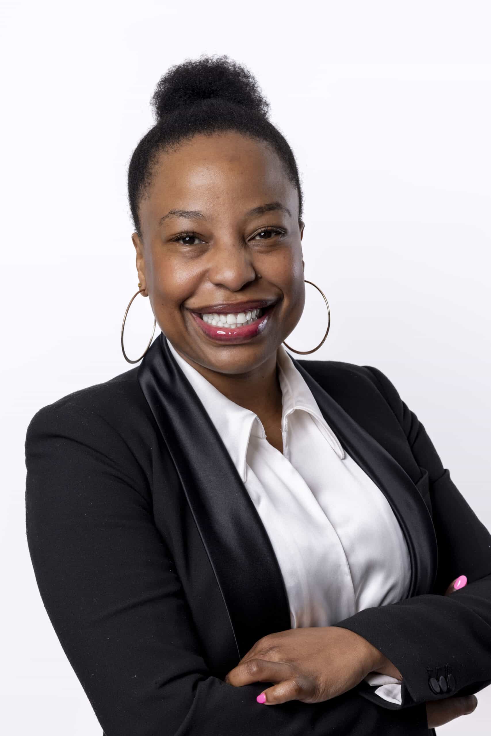 Bernadette Mzobe